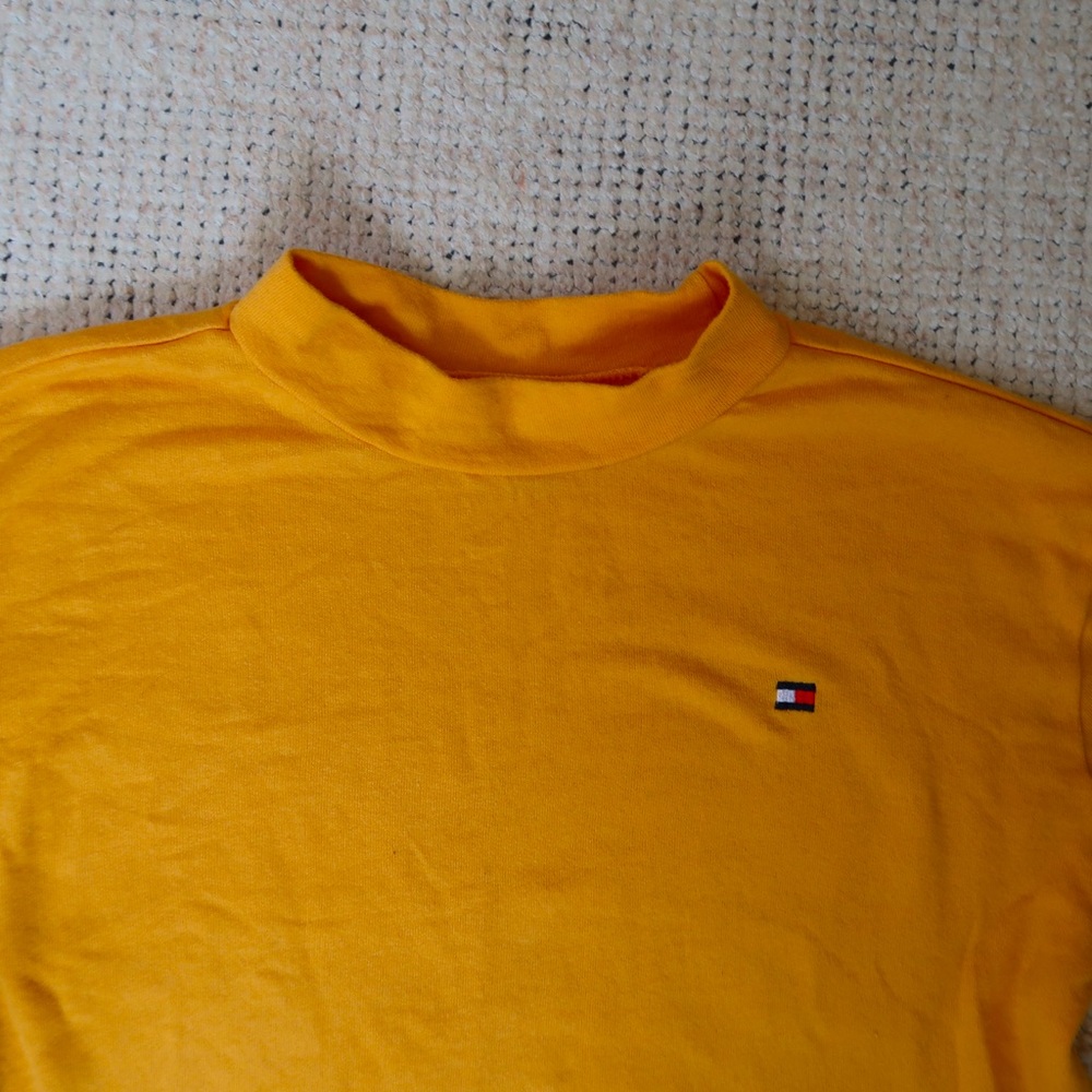 Tommy Hilfiger yellow orange crop long sleeve mock neck top